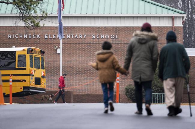 报道:弗吉尼亚六岁男孩开枪打死老师后不会被起诉