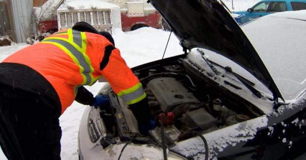 CAA马尼托巴建议在寒冷天气来临时检查汽车电池的使用寿命